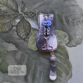 Cat with dangling tail #16 image