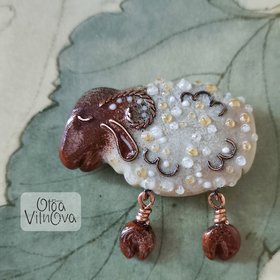 Softly standing sheep #14 image